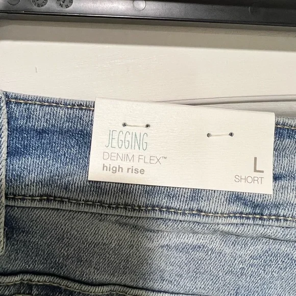 New NWT Maurice’s distressed high rise jeans jeggings denim flex L large short - Picture 7 of 11